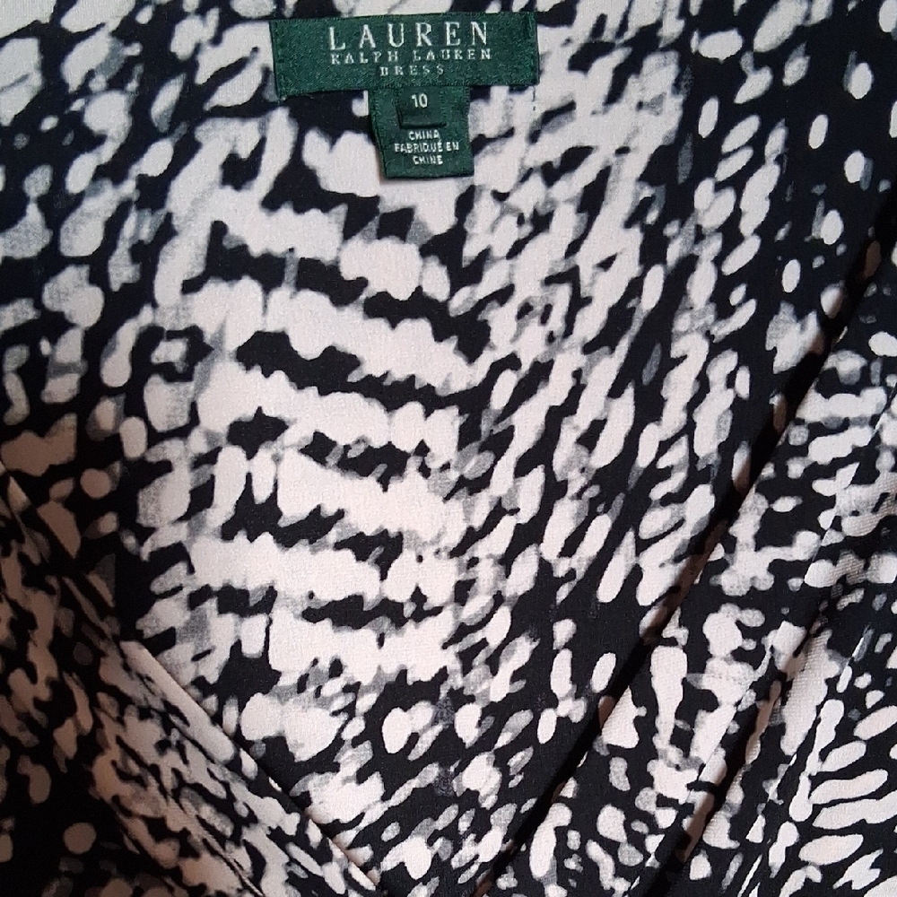 Lauren Ralph Lauren Monochrome Abstract Long Sleeve Dress - Picture 2 of 4